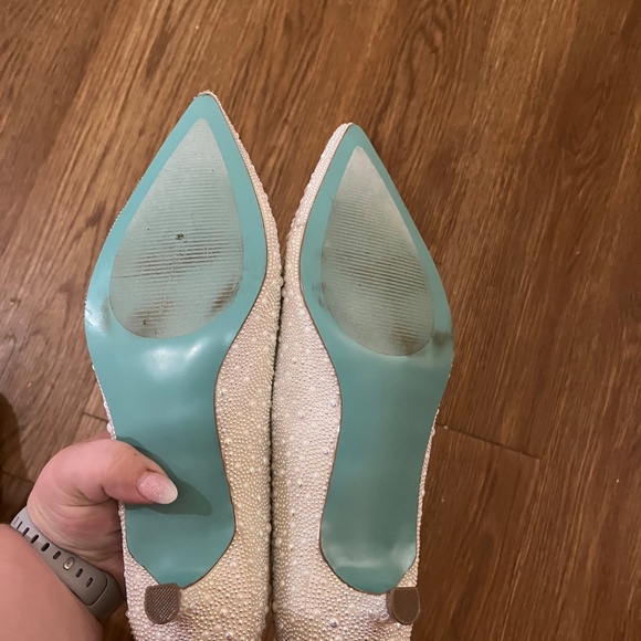 Betsey Johnson Scout Pearl heels size 9 - Picture 3 of 6